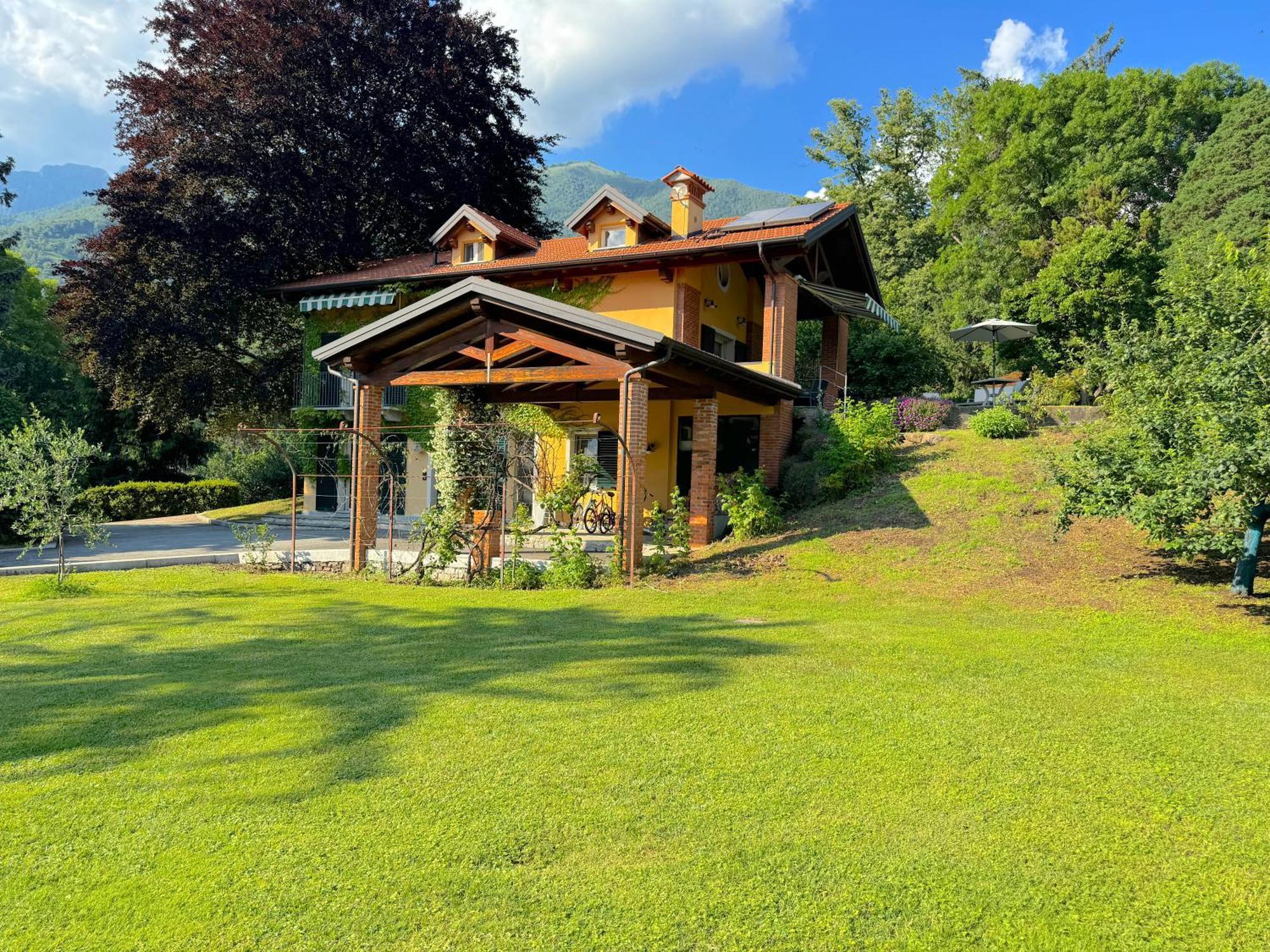 The Comfortable House With Big Pool In The Center Of Mergozzo Exteriér fotografie