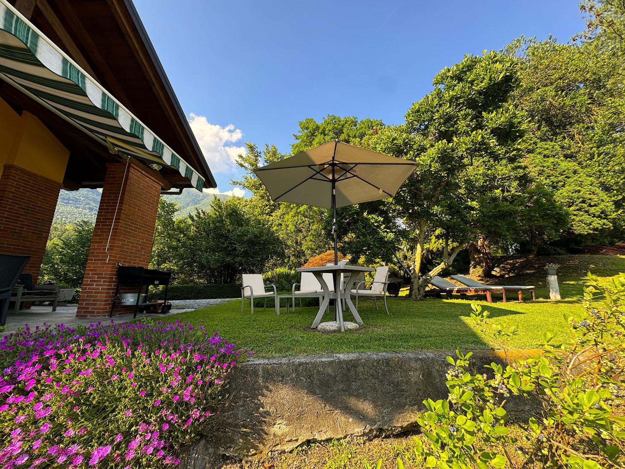The Comfortable House With Big Pool In The Center Of Mergozzo Exteriér fotografie